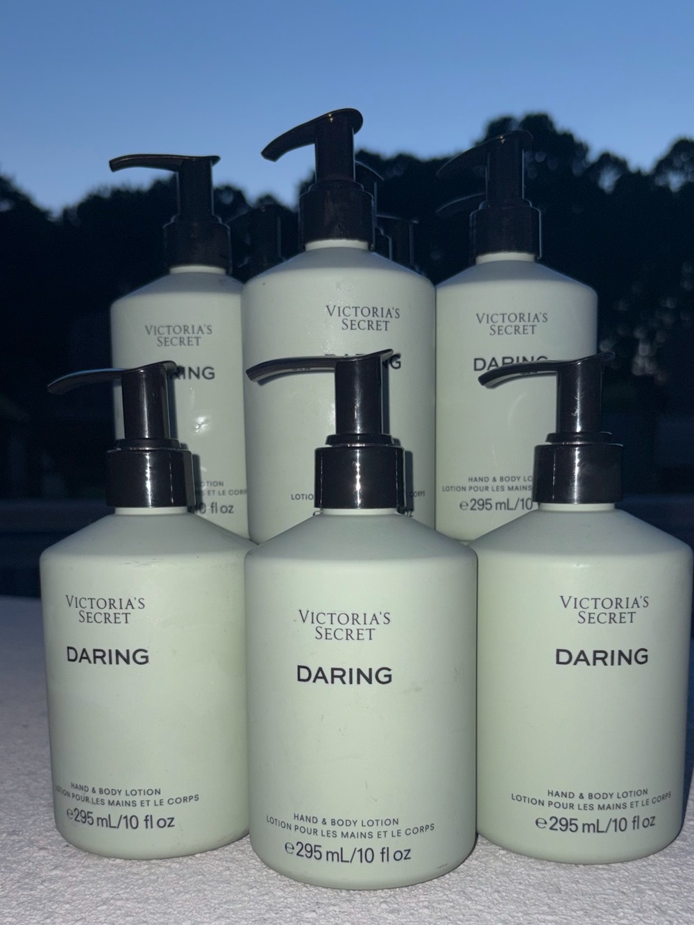 Victoria’s Secret - Hand & Body Lotion - DARING - Picture 2 of 13